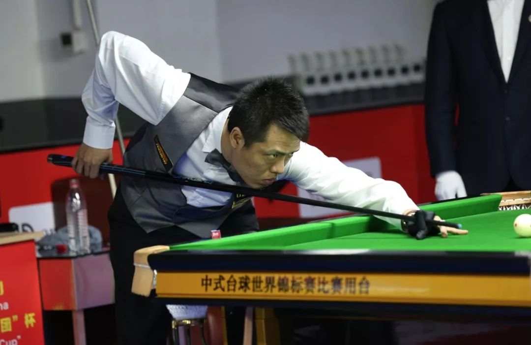 随着列车的 随着列车的