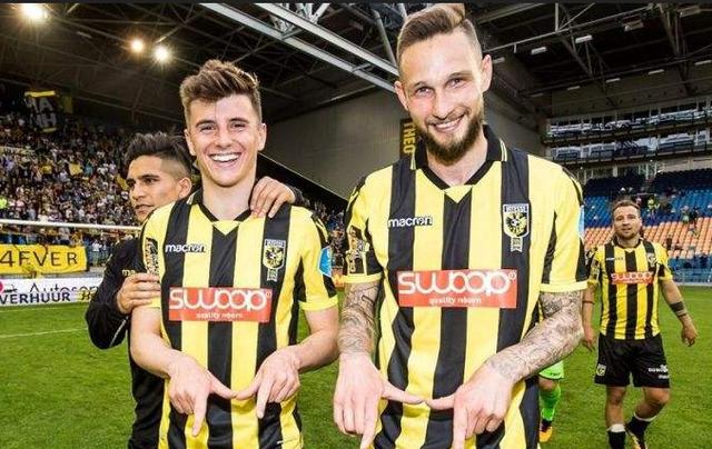 背景揭晓 背景揭晓