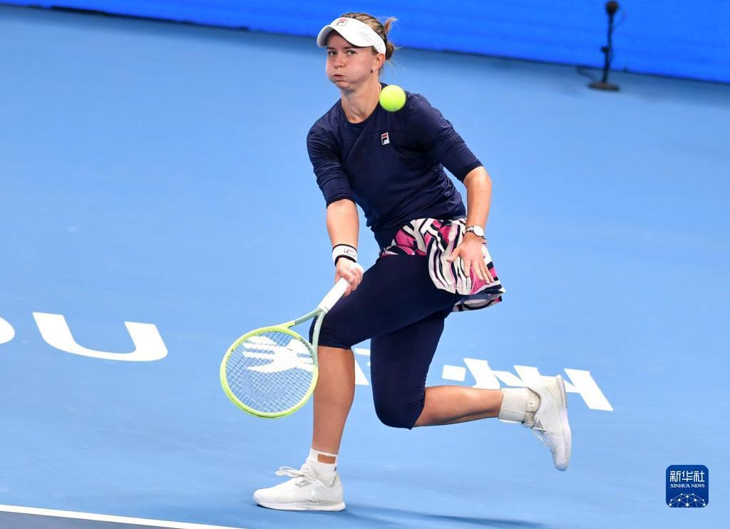 麦克拉伦近 麦克拉伦近